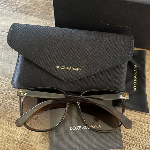 Dolce Gabbana Sunglasses - Picture 1 of 4